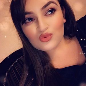 Meet your Posher, Diana